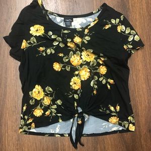 🎊BOGO SALE🎊 Black Floral Tied shirt
